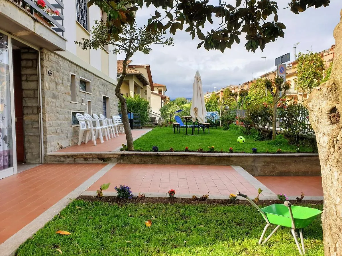 B&B Figura Apartments Borgo San Lorenzo 0*,  Italia