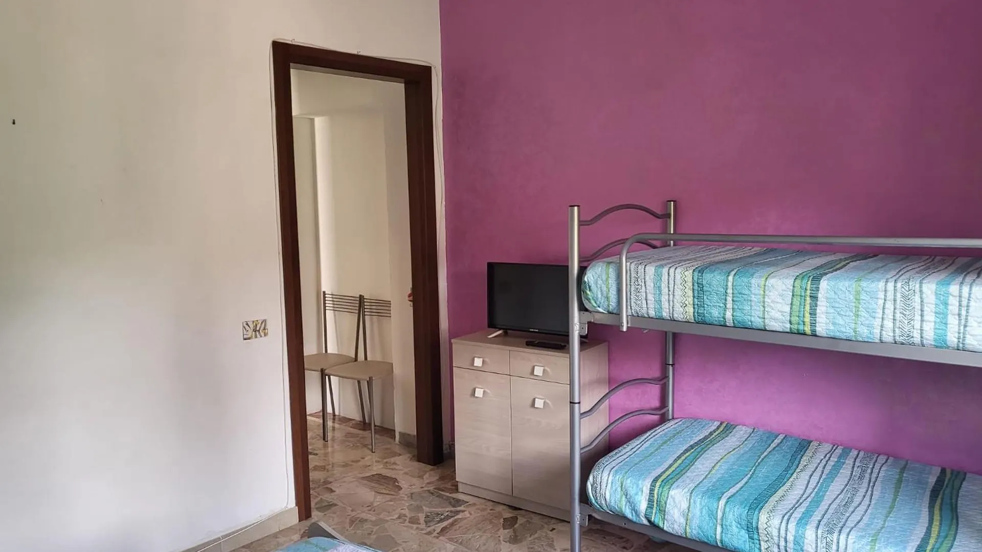 B&B Figura Apartments Borgo San Lorenzo 0*,  Italy